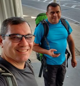 Albergues brasileiros no Caminho de Santiago: Braulio e Junior, Albergue do Brasil